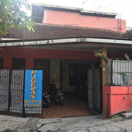 Destiny House Hotel Jogjakarta Buitenkant foto