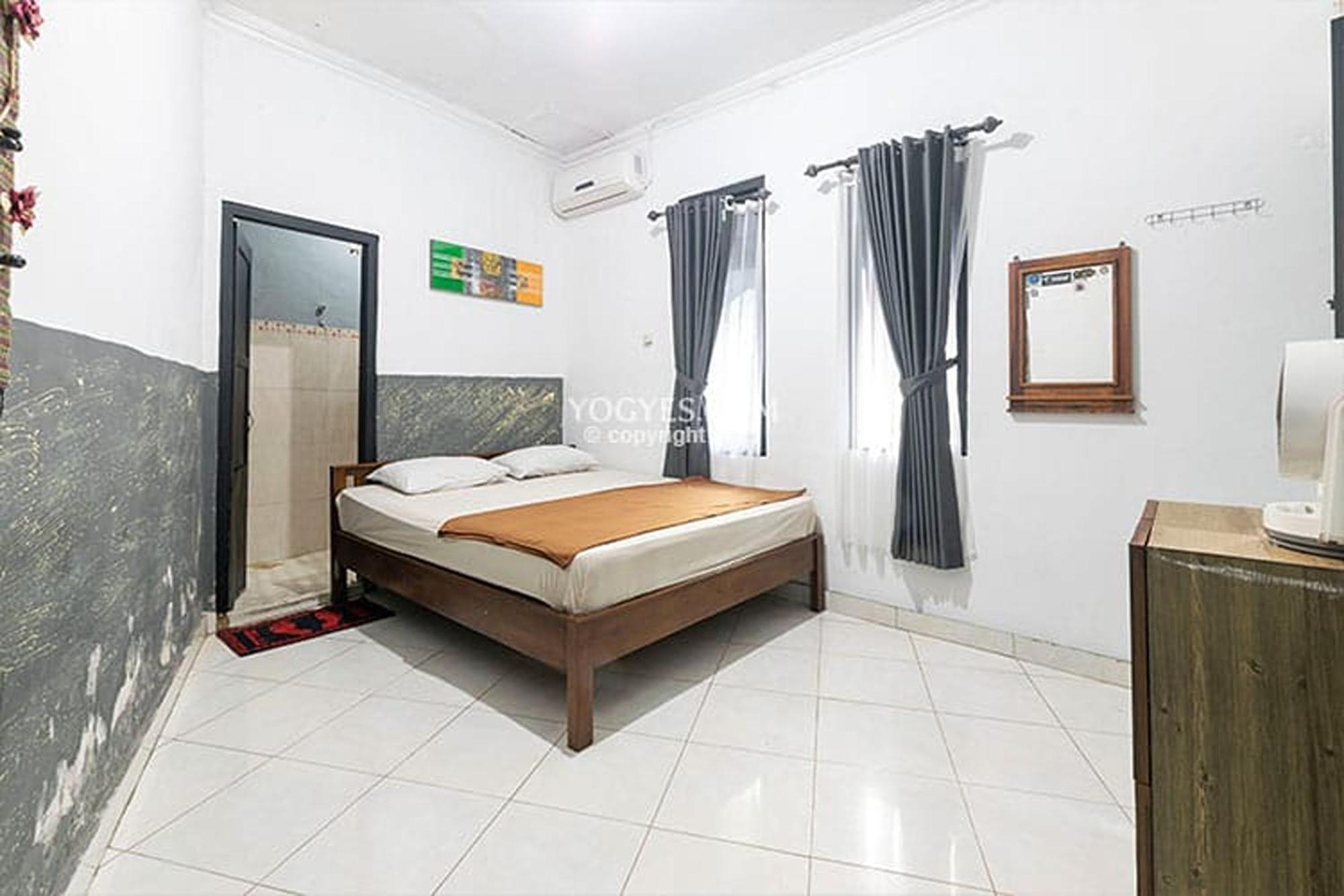 Destiny House Hotel Jogjakarta Buitenkant foto